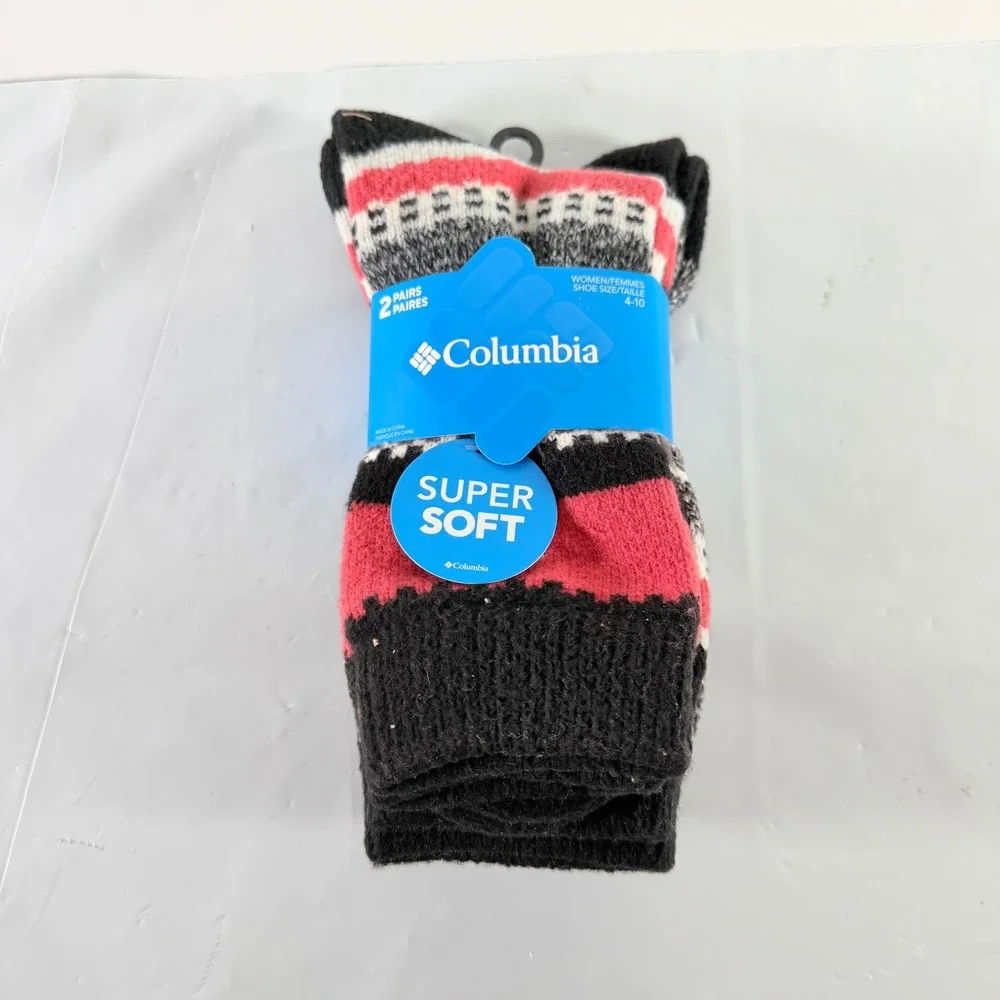 Columbia Women's Super Soft Crew Socks Black 2 Pairs‎ Size 4-10 NWT